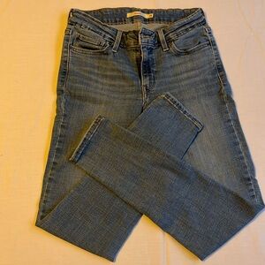 Levi’s 711 skinny jeans W25, L28 EUC